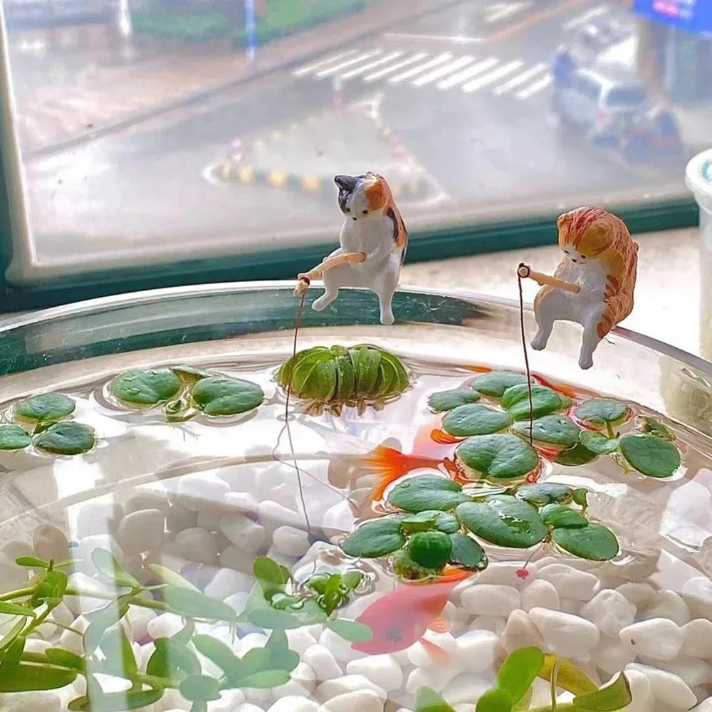 Fishing Cat Aquarium & Desktop Ornament (PVC, 1–5 Pcs)